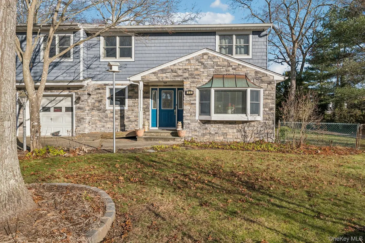 98 Auborn Avenue, Shirley, NY 11967 - Image #1