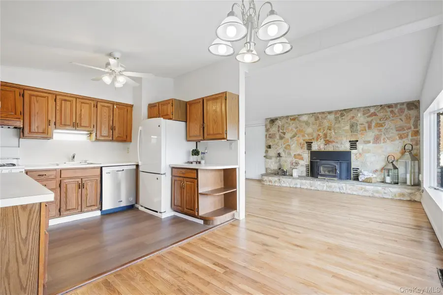 31 S Lexow Avenue, Nanuet, NY 10954 - Image #3