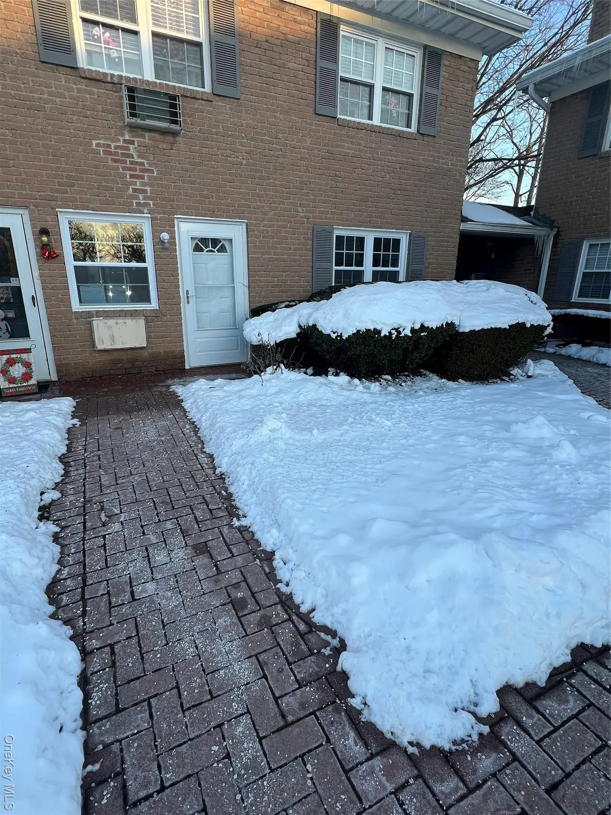 43 Springwood Drive, North Babylon, NY 11703 - Image #1