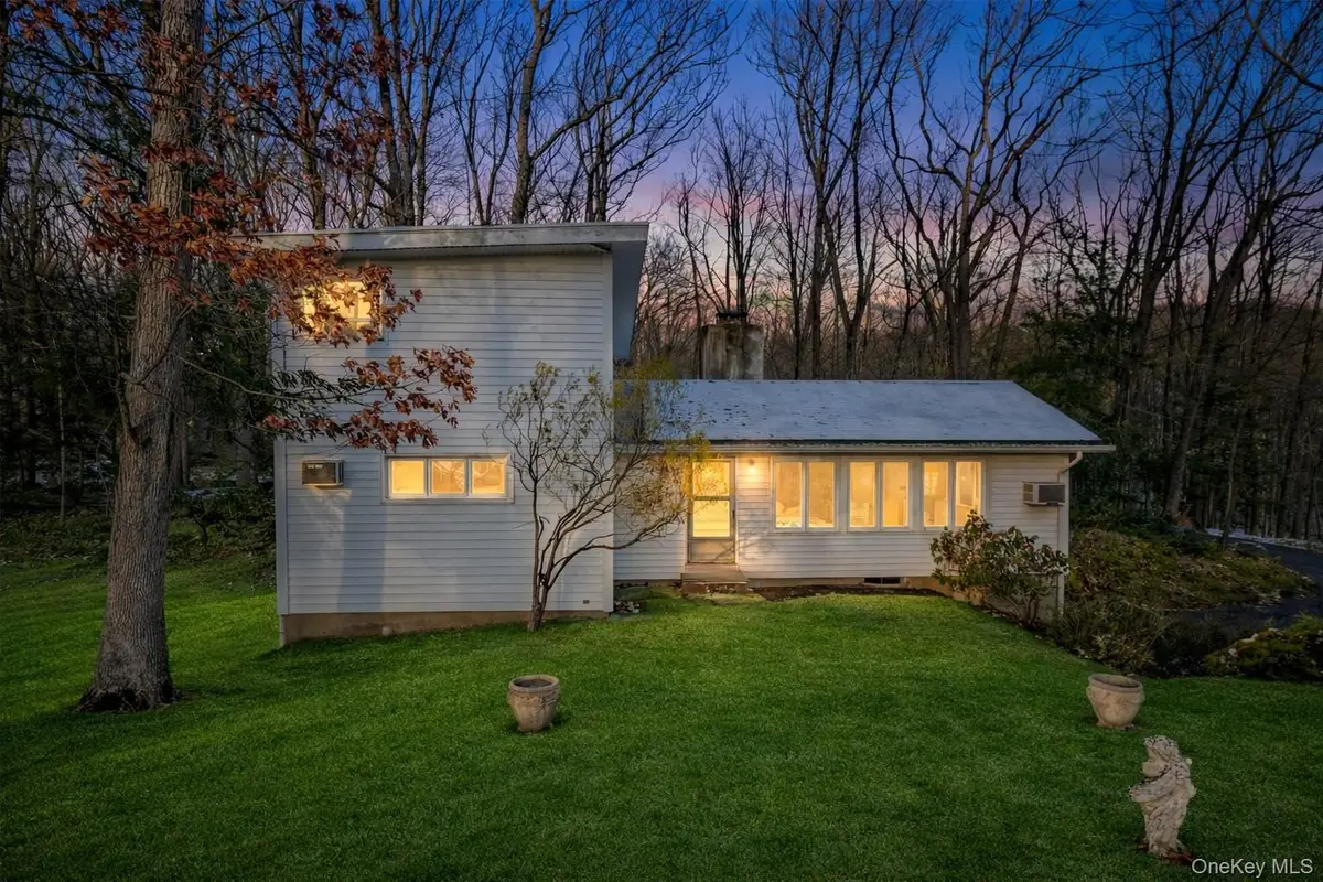 1471 W Old Logging Road, Yorktown Heights, NY 10598 - Image #1