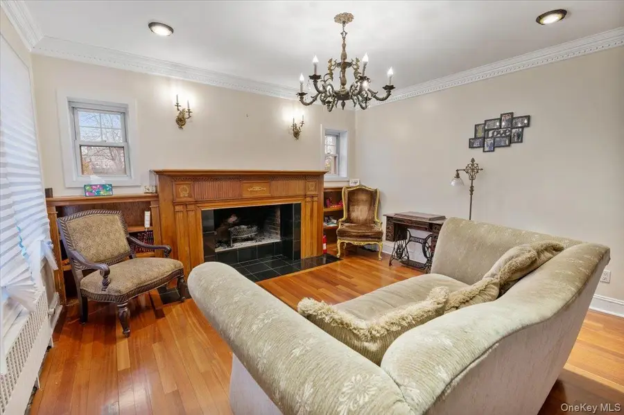 136 Linden Street, Woodmere, NY 11598 - Image #3