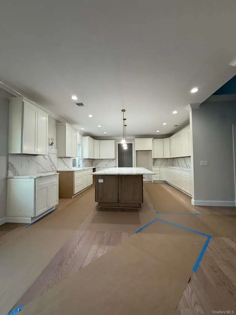 44 Elder Avenue, Farmingville, NY 11738 - Image #3