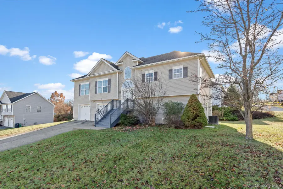 17 Carmella Road, Highland, NY 12528 - Image #3