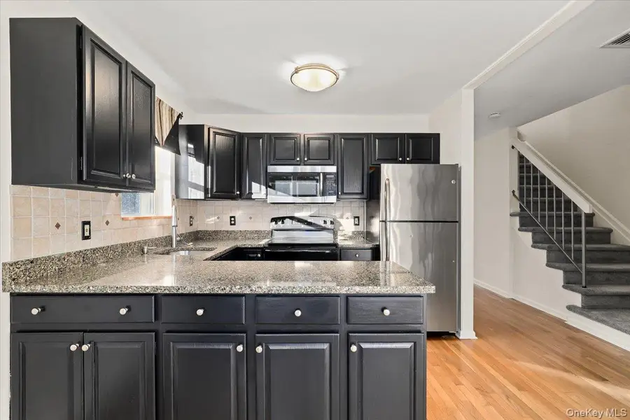 51 Hemlock Circle, Peekskill, NY 10566 - Image #3