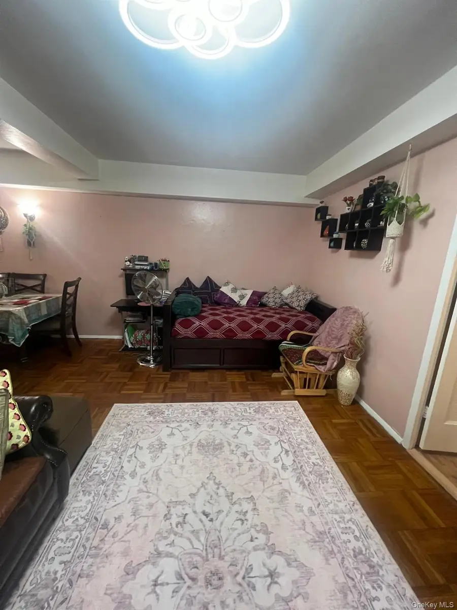 1450 Parkchester Road #3H, Bronx, NY 10462 - Image #3