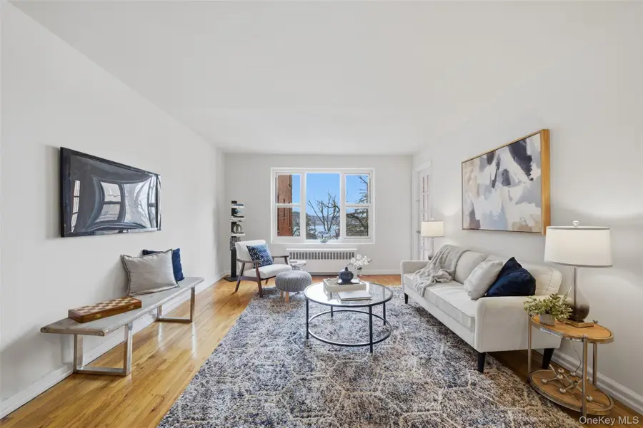 555 Broadway #4F, Hastings On Hudson, NY 10706 - Image #2