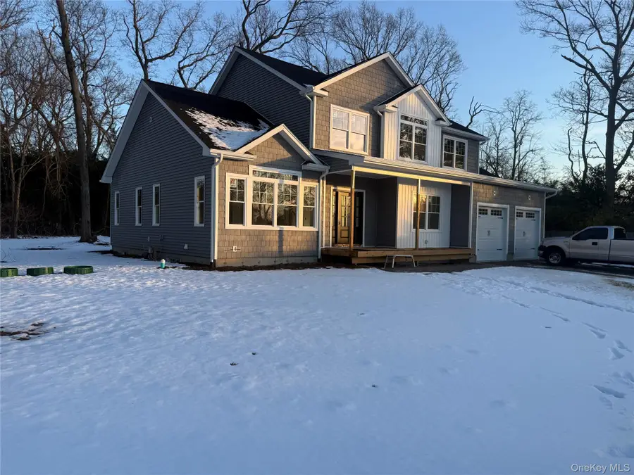 4 Lotto Court, Lake Grove, NY 11755 - Image #2