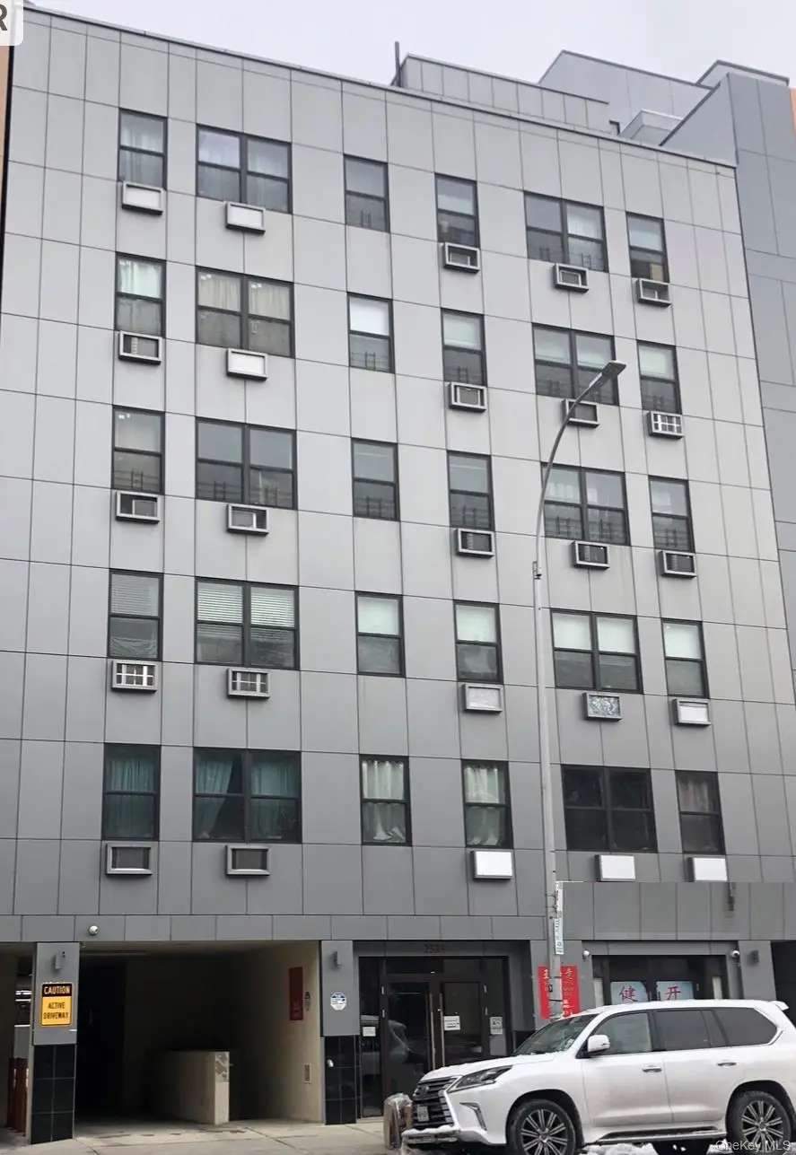 2533 Ocean Avenue #5A, Brooklyn, NY 11229 - Image #1