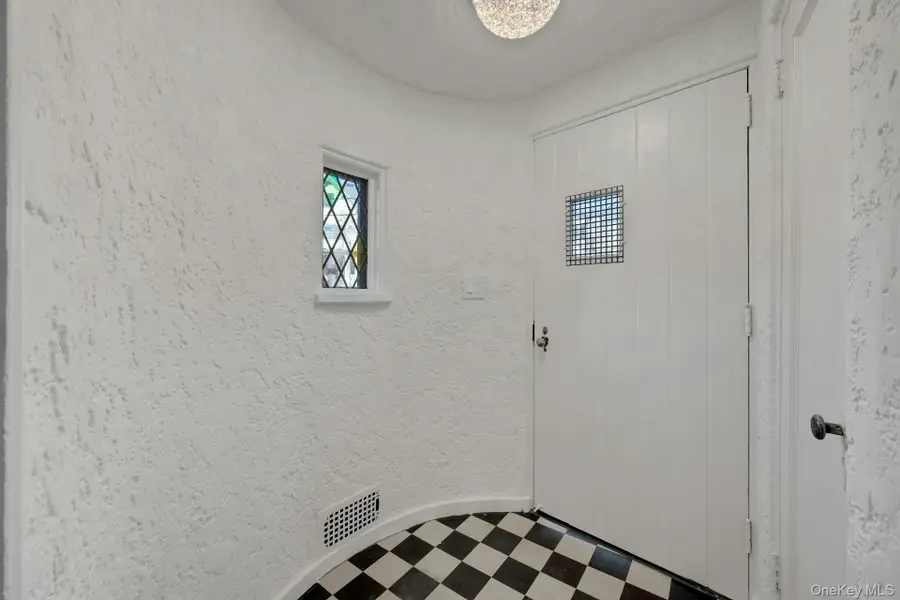 54 Rockland Avenue, Yonkers, NY 10705 - Image #3