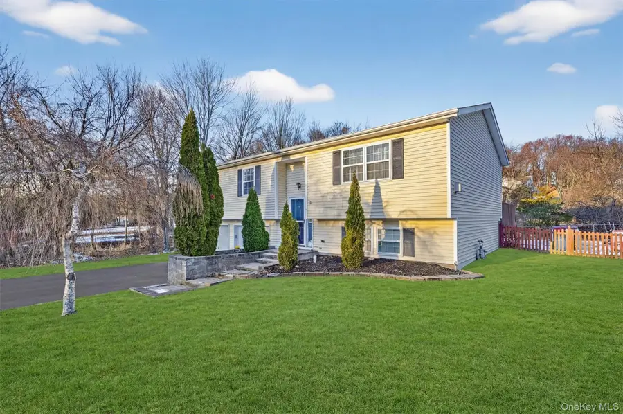 6 Vista Drive, Chester, NY 10918 - Image #2