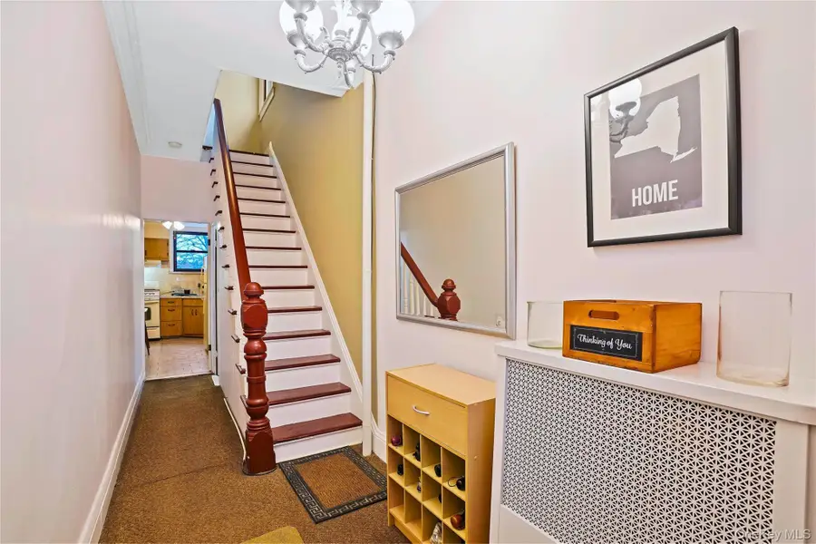 6161 62 Avenue, Middle Village, NY 11379 - Image #2