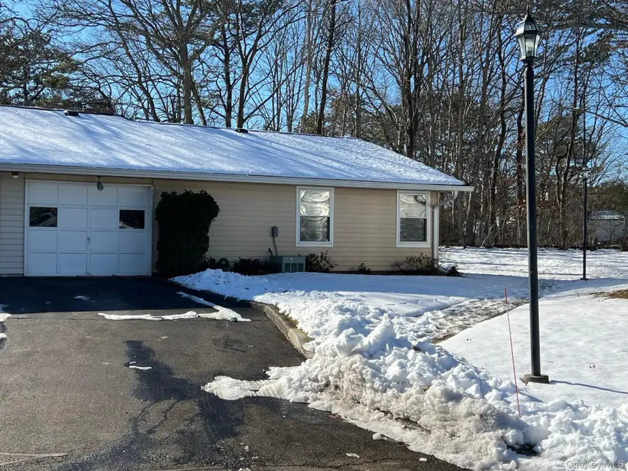 432A Falmouth Court #432A, Ridge, NY 11961 - Image #3