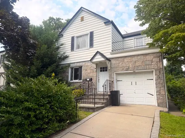 80-50 214th Street, Hollis Hills, NY 11427