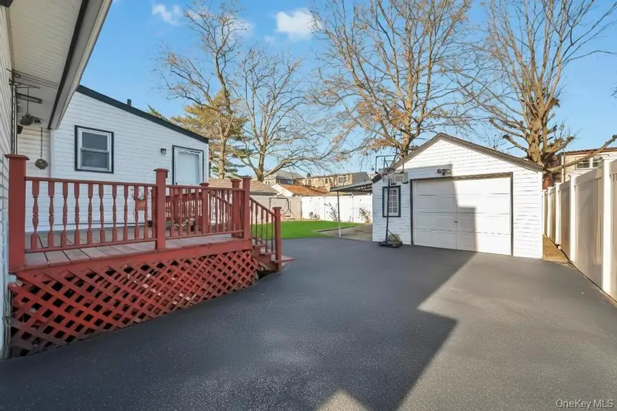 181 Martens Avenue, Valley Stream, NY 11580 - Image #3