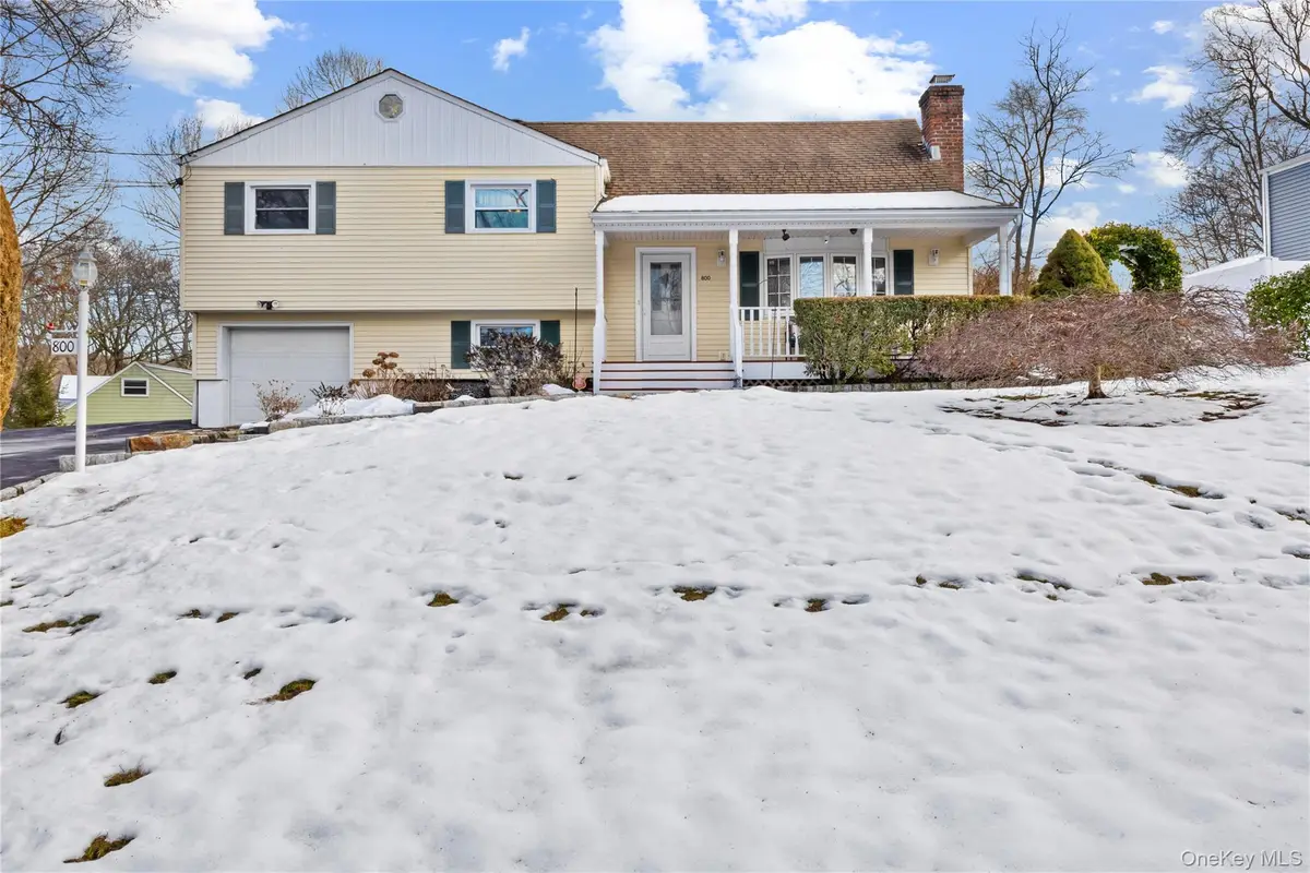 800 Terrace Place, Cortlandt Manor, NY 10567 - Image #1