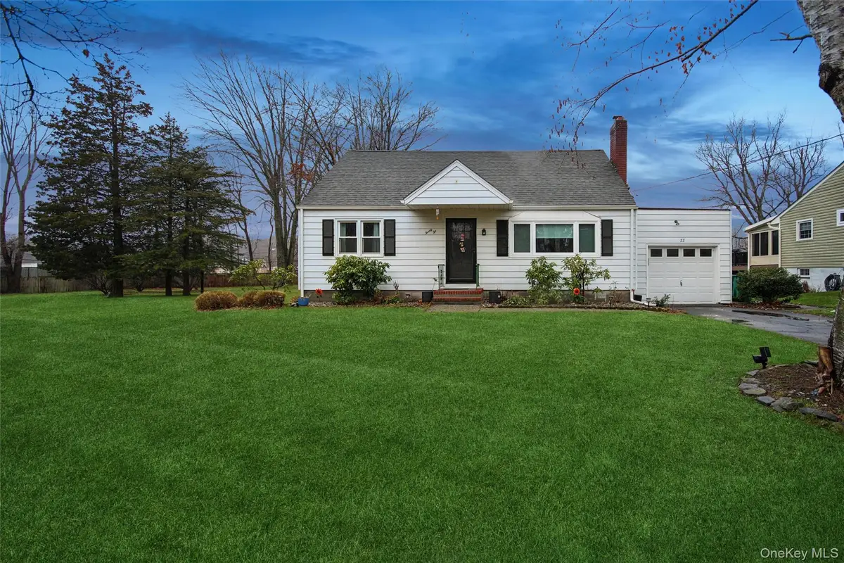 22 Wendover Drive, Poughkeepsie, NY 12601 - Image #1