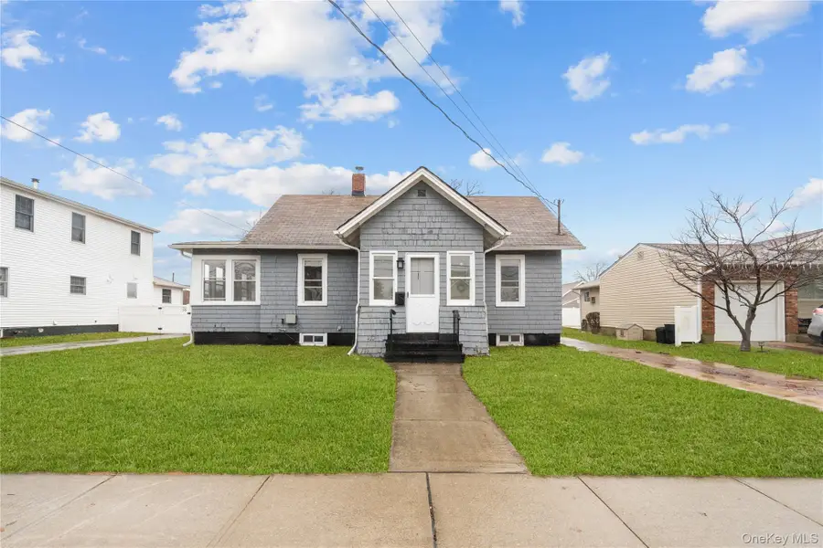 172 Juanita Avenue, Freeport, NY 11520 - #3