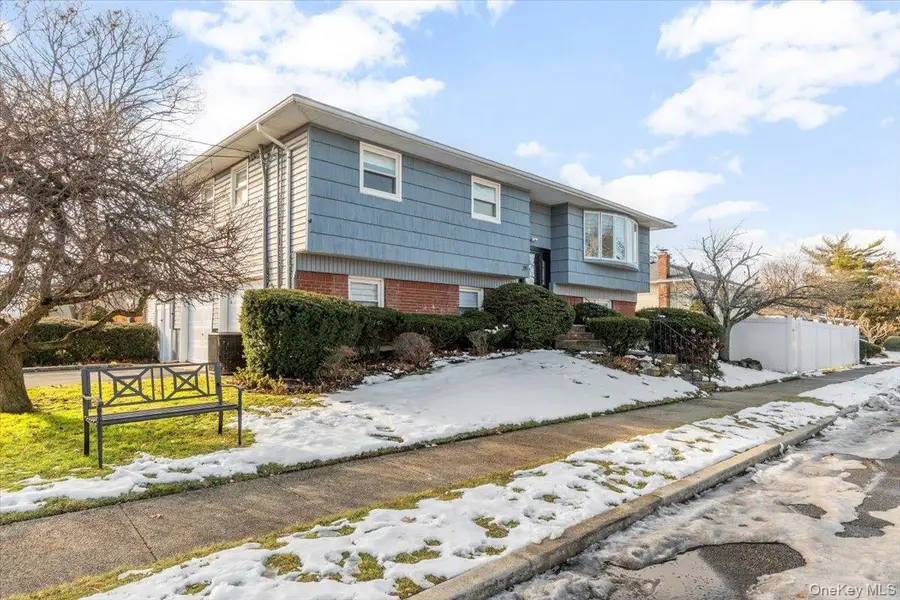 219 Pearsall Place, Woodmere, NY 11598 - #2