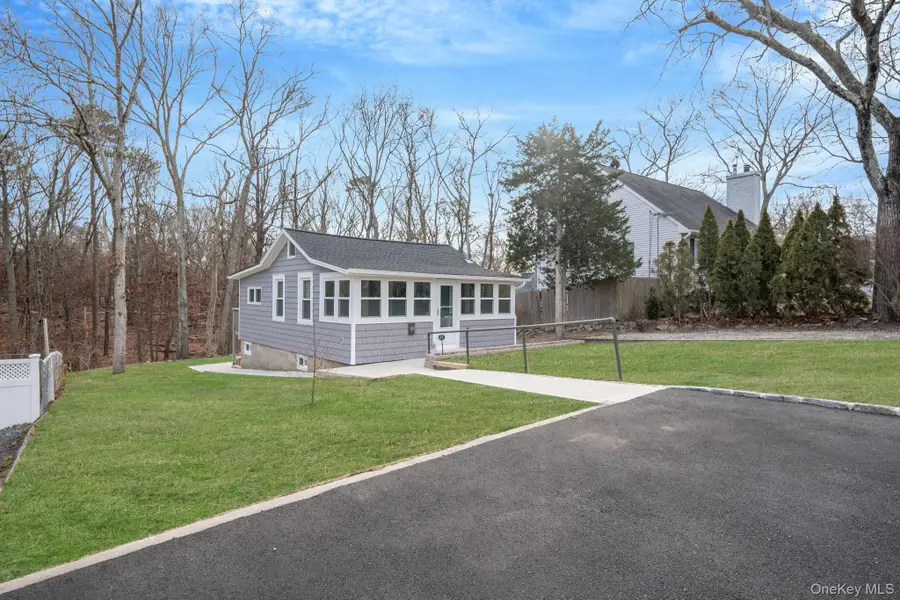 4 Wyandanch Trail, Ridge, NY 11961 - Image #2