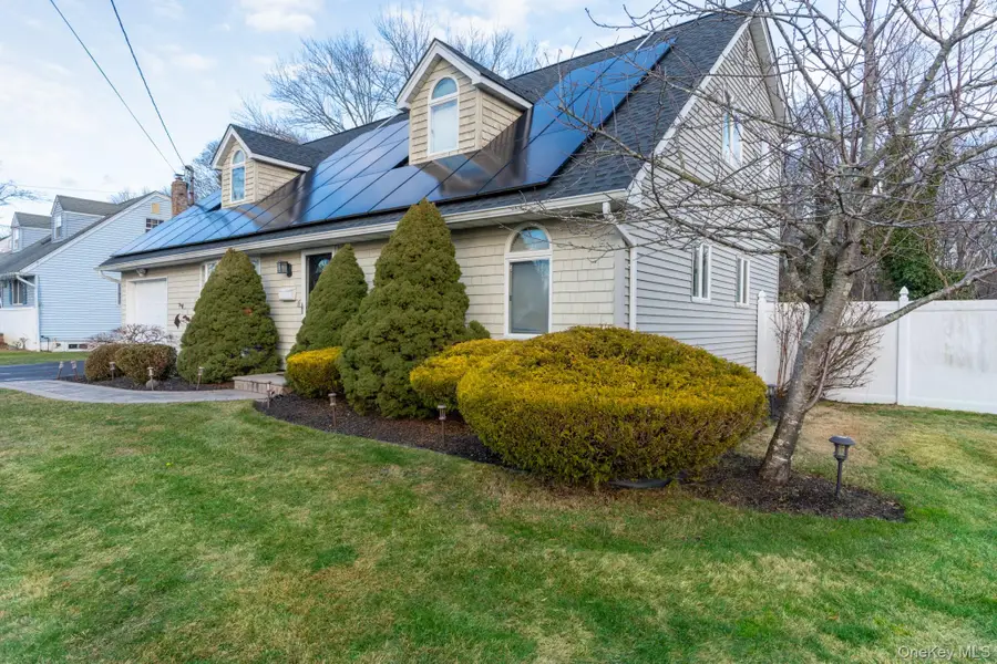 65 Birchbrook Drive, Smithtown, NY 11787 - Image #2