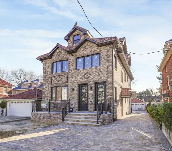 146-18 Laburnum Avenue, Flushing, NY 11355