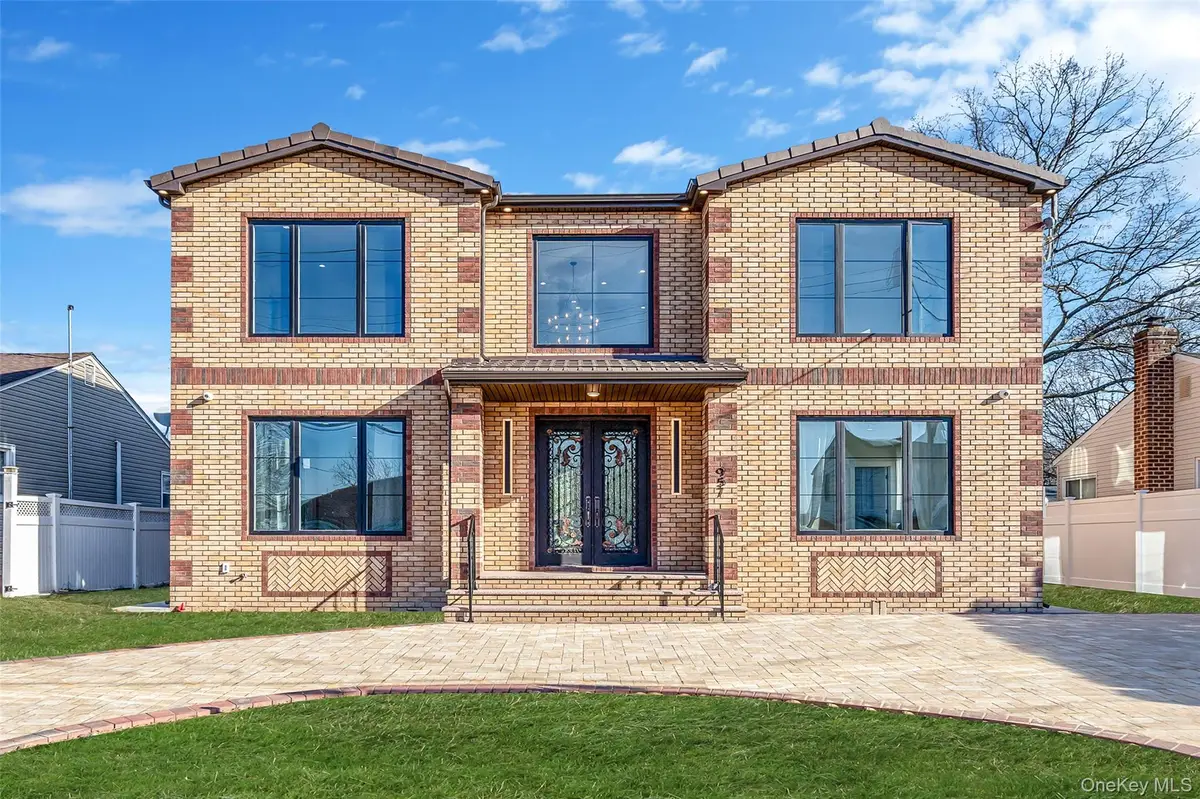 957 Dana Avenue, Valley Stream, NY 11580 - Image #1