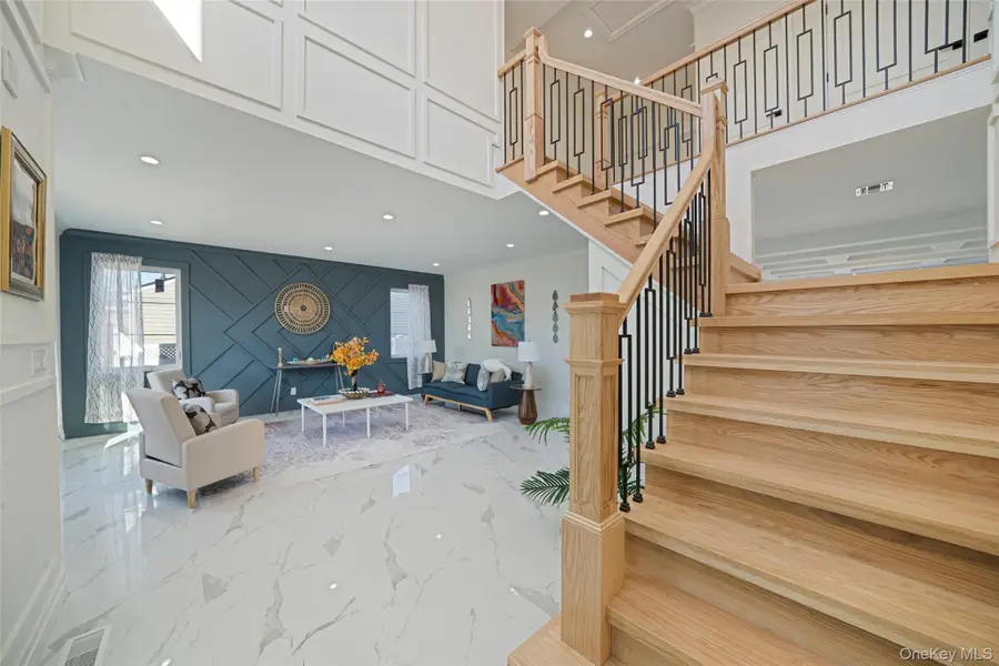 957 Dana Avenue, Valley Stream, NY 11580 - Image #3