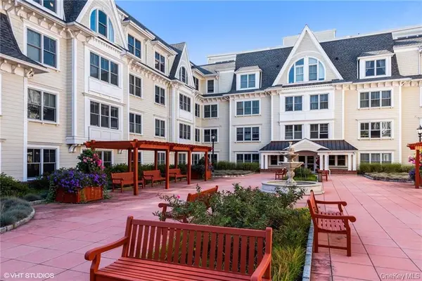 225 Stanley Avenue #305, Mamaroneck, NY 10543