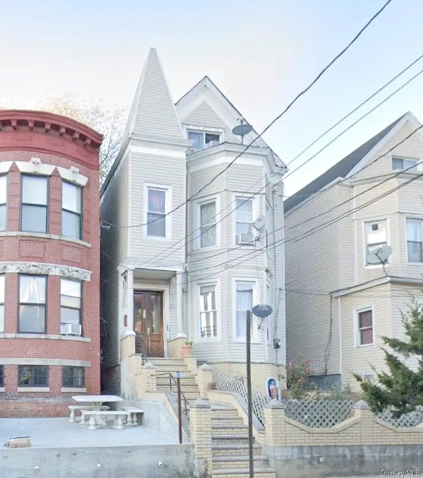 211 Sunnyside Avenue, Brooklyn, NY 11207 - Image #1