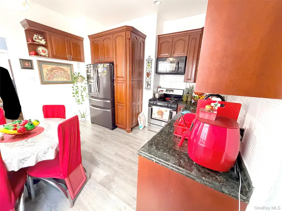 211 Sunnyside Avenue, Brooklyn, NY 11207 - Image #3