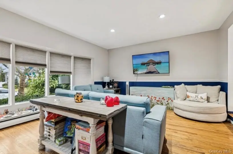 575 Rica Lane, Woodmere, NY 11598 - Image #3