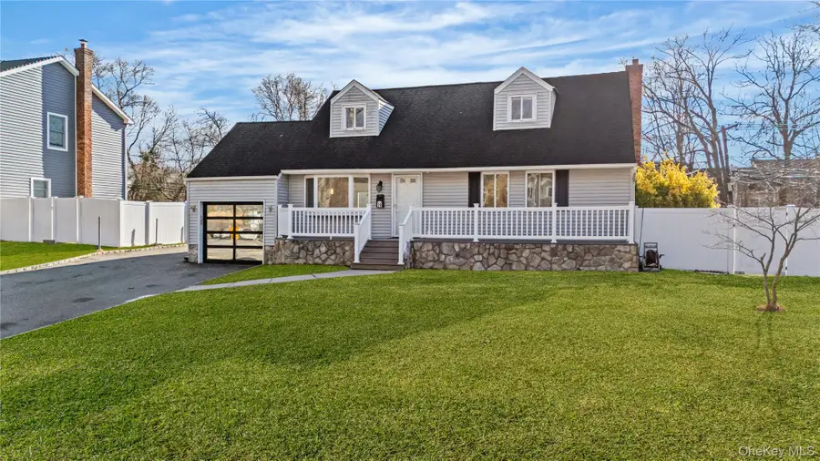 28 Ellen Place, Kings Park, NY 11754 - Image #3