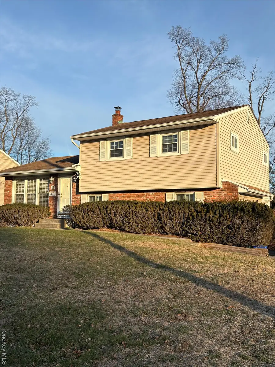 12 Stratford Place, New City, NY 10956 - Image #2