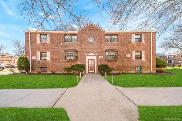 86-40 155th #1R, Howard Beach, NY 11414