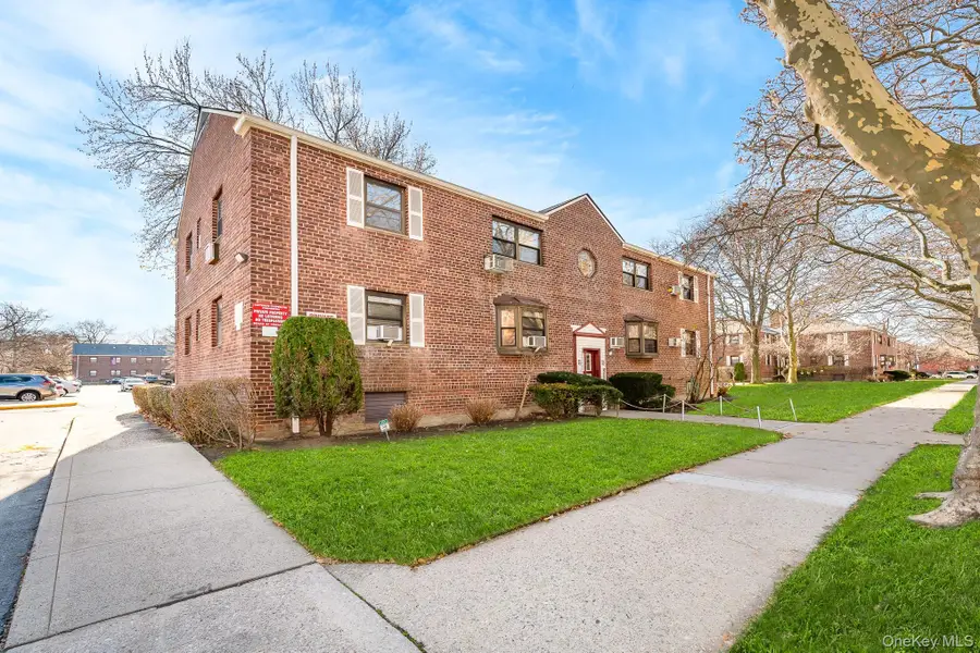 86-40 155th #1R, Howard Beach, NY 11414 - Image #3