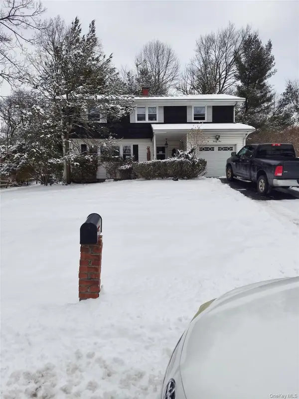 21 Besen Parkway, Tallman, NY 10952