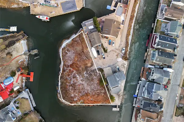 14 Island Plaza, Bellmore, NY 11710