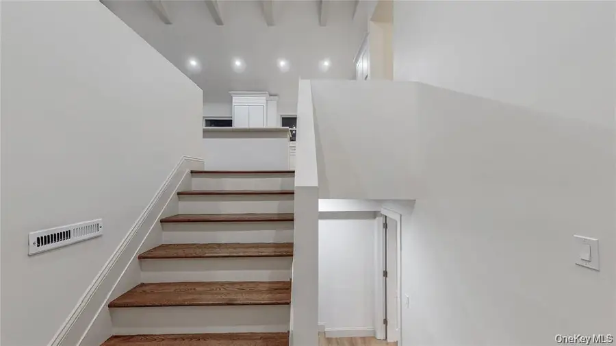 177 Red Creek Road, Hampton Bays, NY 11946 - Image #2