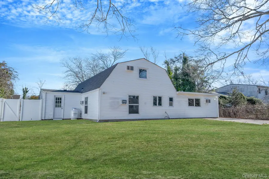 20 Matsunaye, Medford, NY 11763 - Image #3