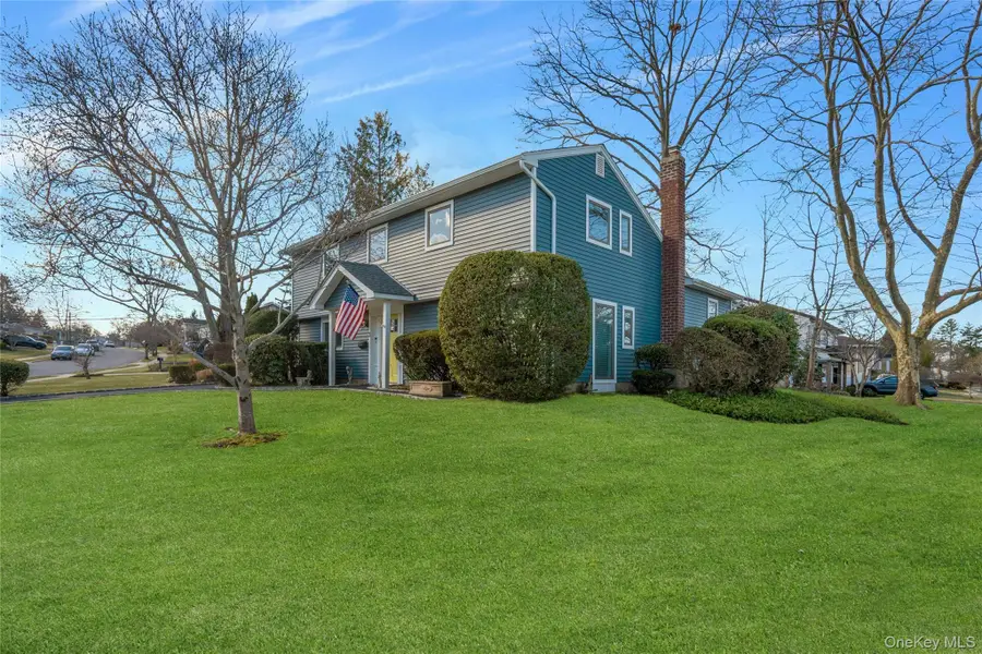 3 Dover Lane, Old Bethpage, NY 11804 - #2
