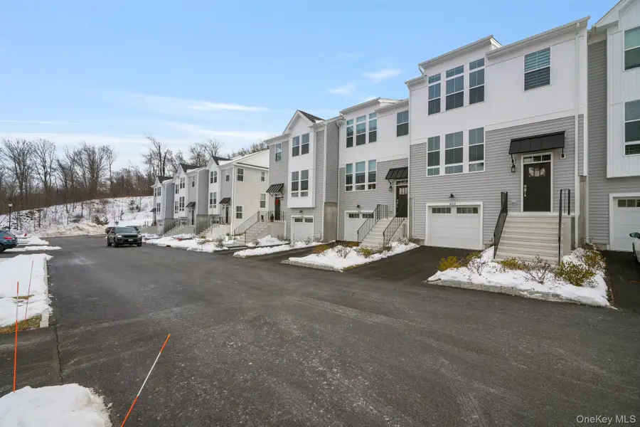 4034 Chestnut Ridge Rd Unit #62, Fishkill, NY 12524 - Image #2