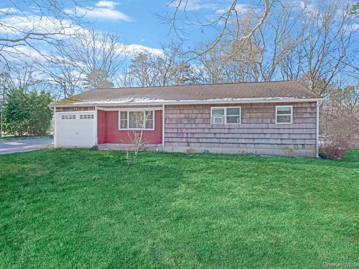 103 Glider Avenue, Riverhead, NY 11901 - Image #1