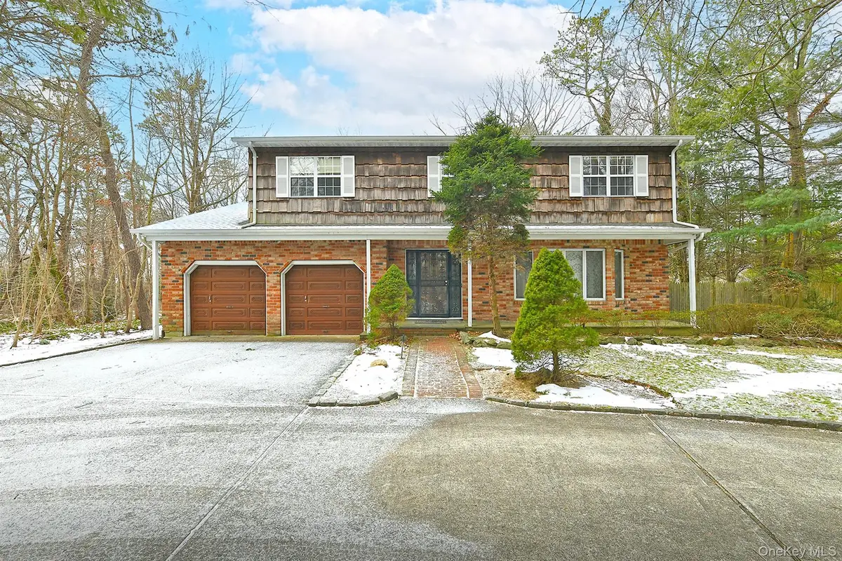 99 Oakfield Avenue, Dix Hills, NY 11746 - Image #1