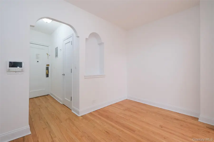 340 E Mosholu Parkway S #1-A, Bronx, NY 10458 - Image #2