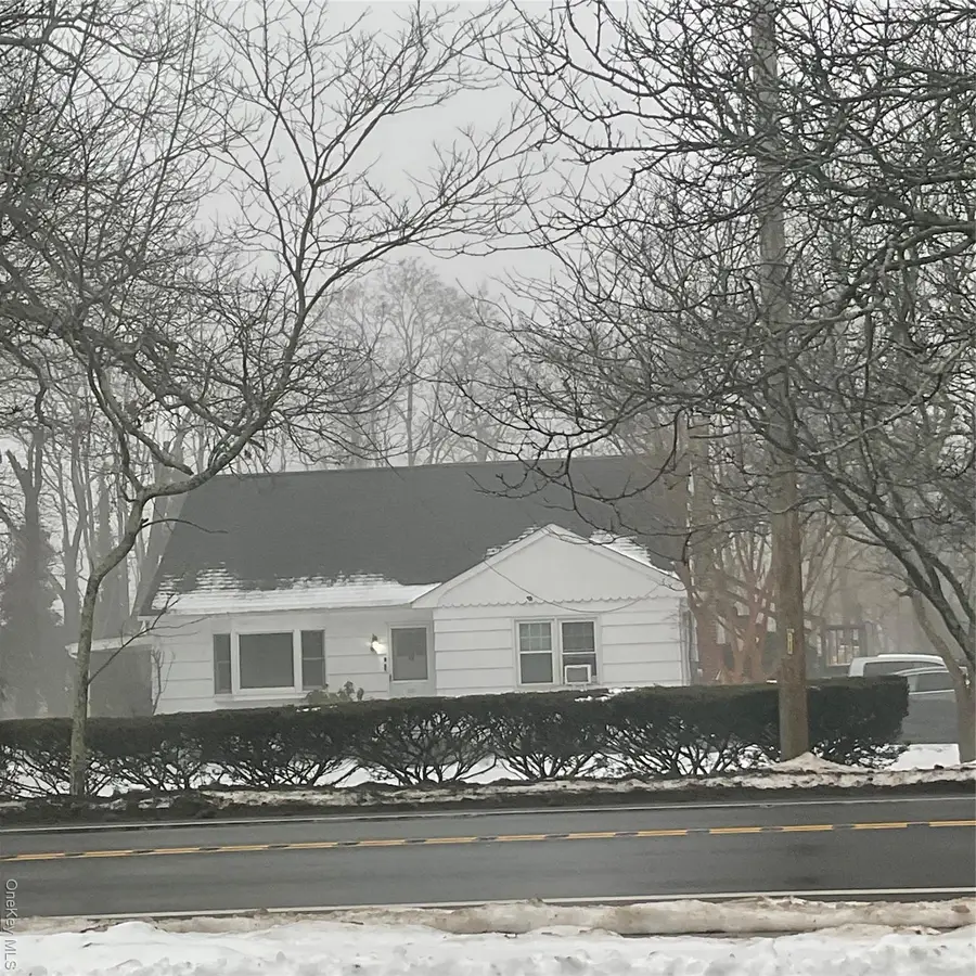 10 Eastport Manor Road, Eastport, NY 11941 - Image #3