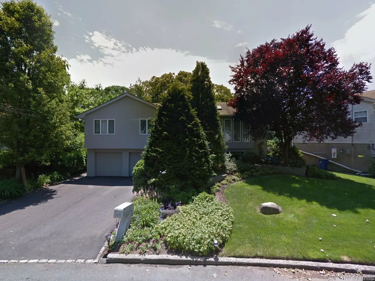 22 Pickwick Hill Drive, Huntington Station, NY 11746 - Image #1