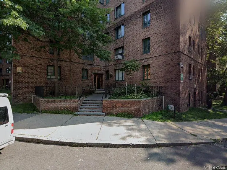 2075 Saint Raymond Avenue #2D, Bronx, NY 10462 - Image #1