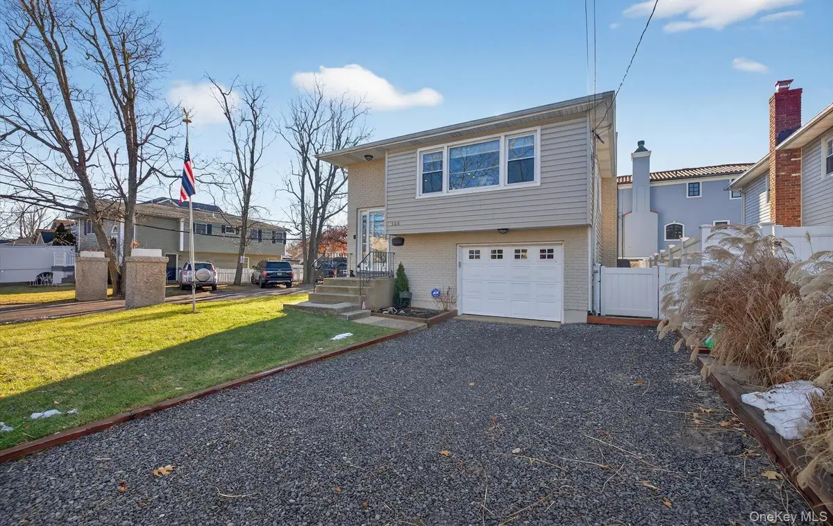306 Bayville Avenue, Bayville, NY 11709 - Image #1