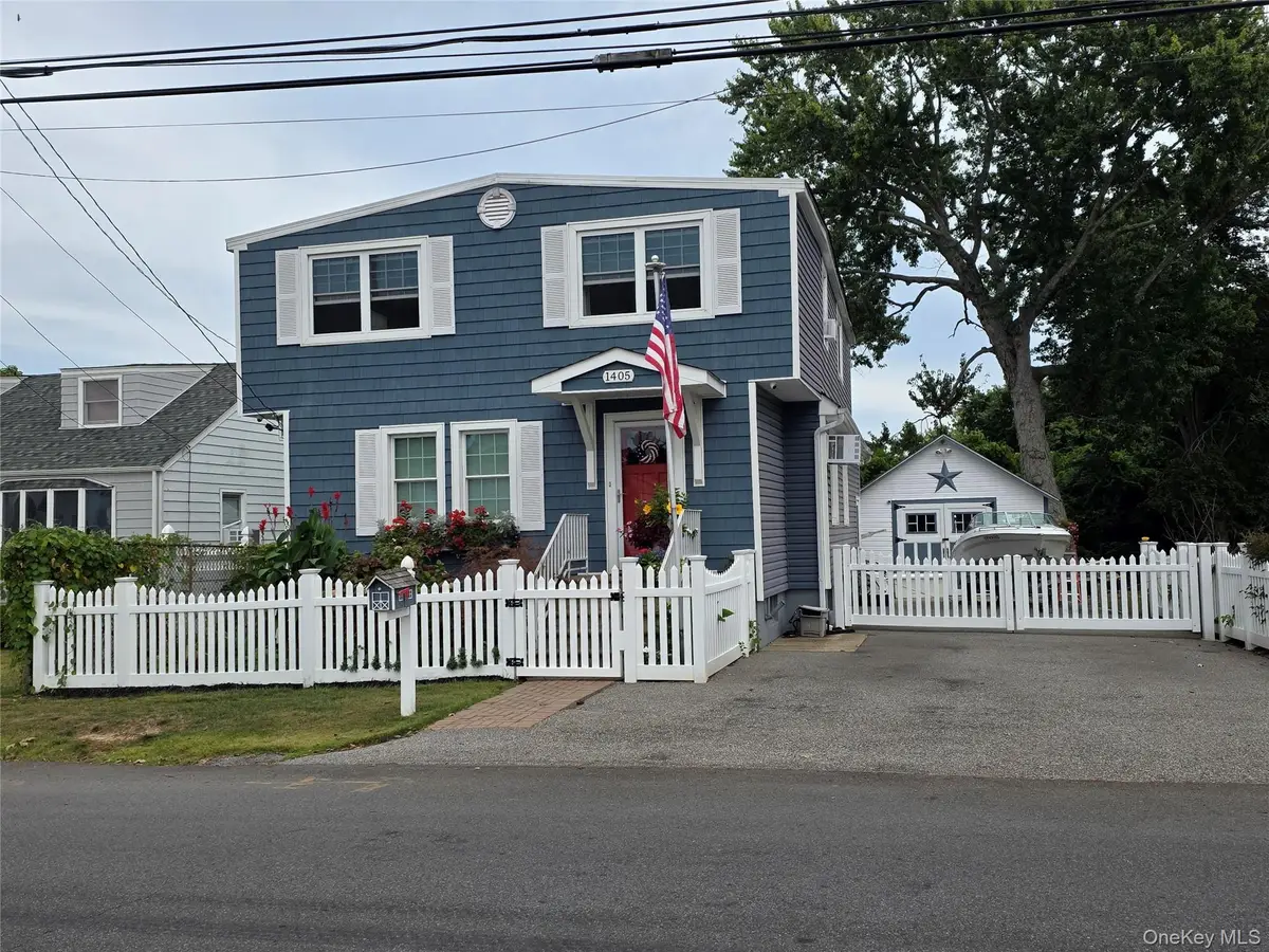 1405 Ohio Avenue, Bay Shore, NY 11706 - Image #1