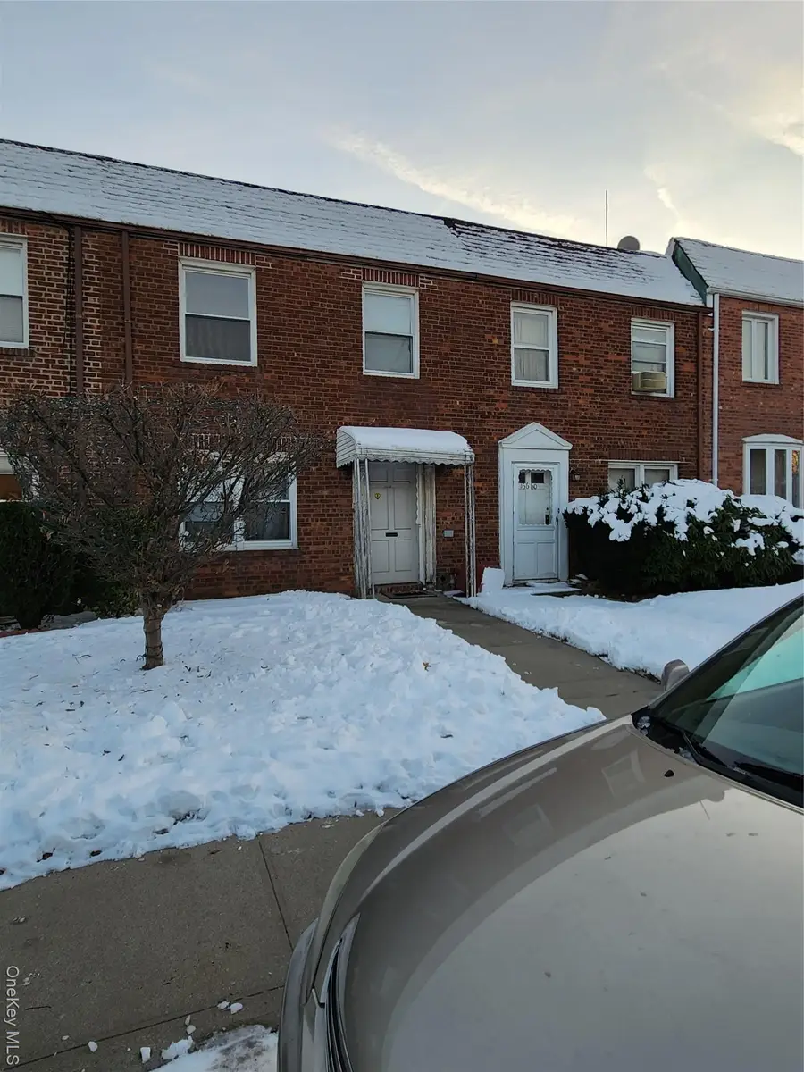 16662 22nd Avenue, Whitestone, NY 11357 - Image #3